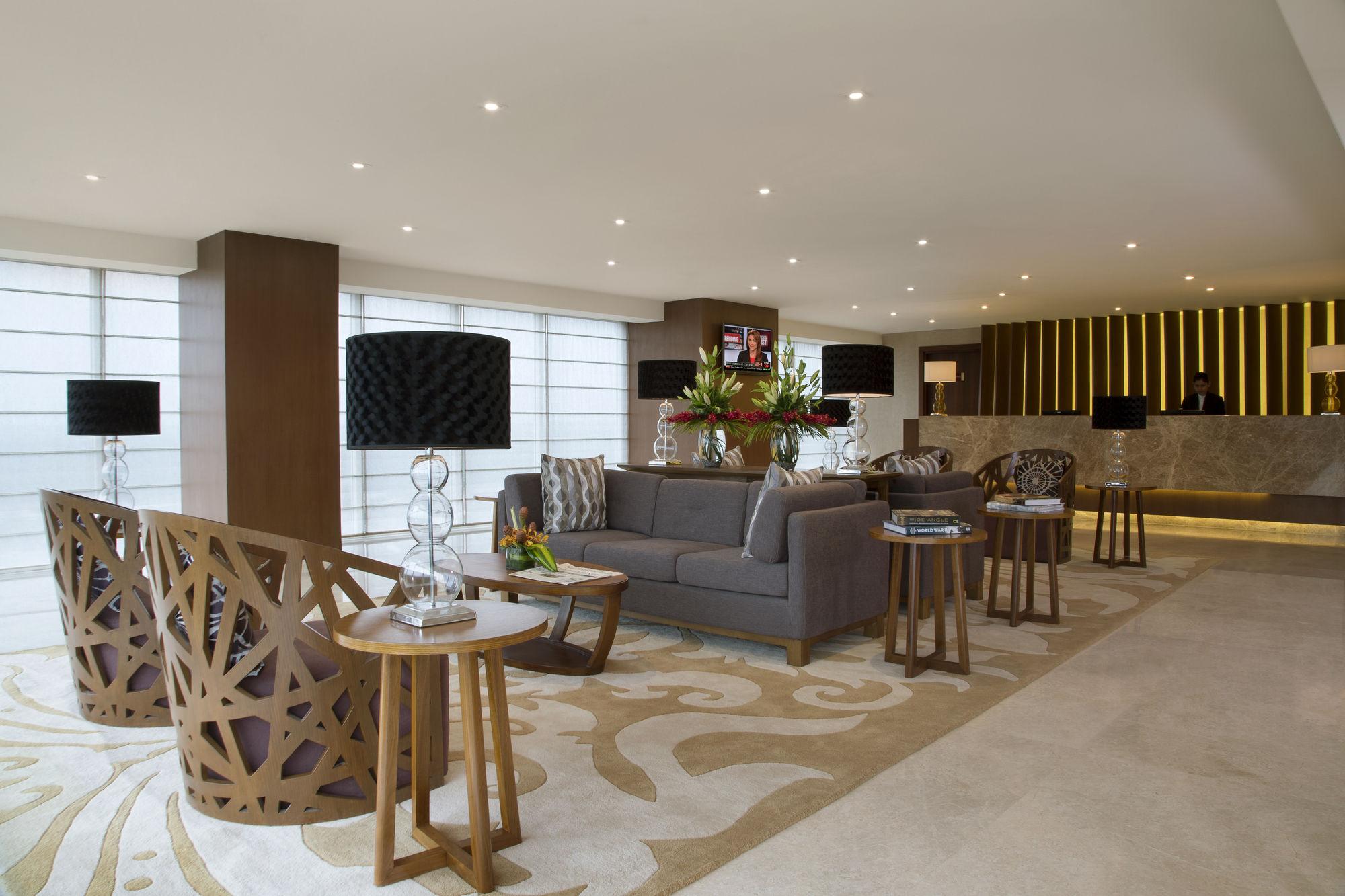 Oakwood Residence Whitefield Bangalore Bagian luar foto